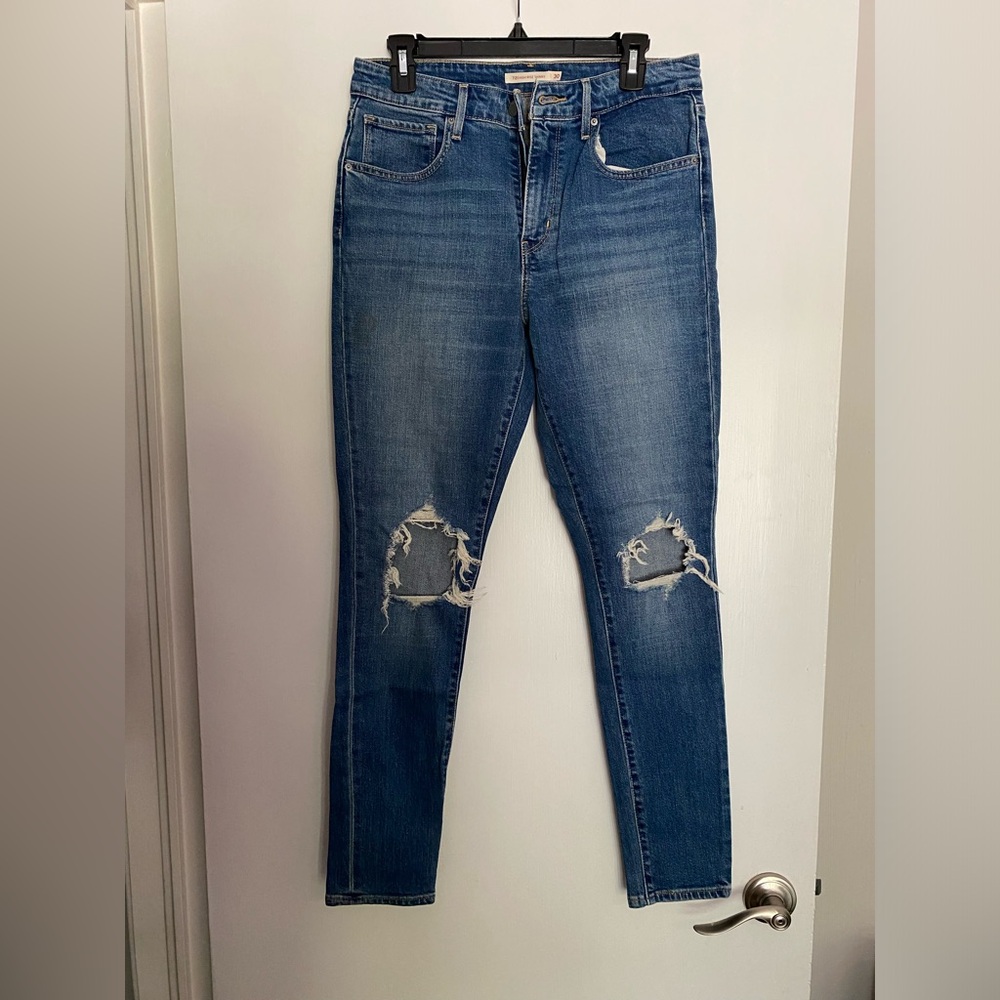 Levi’s 721 High Rise Skinny Jeans